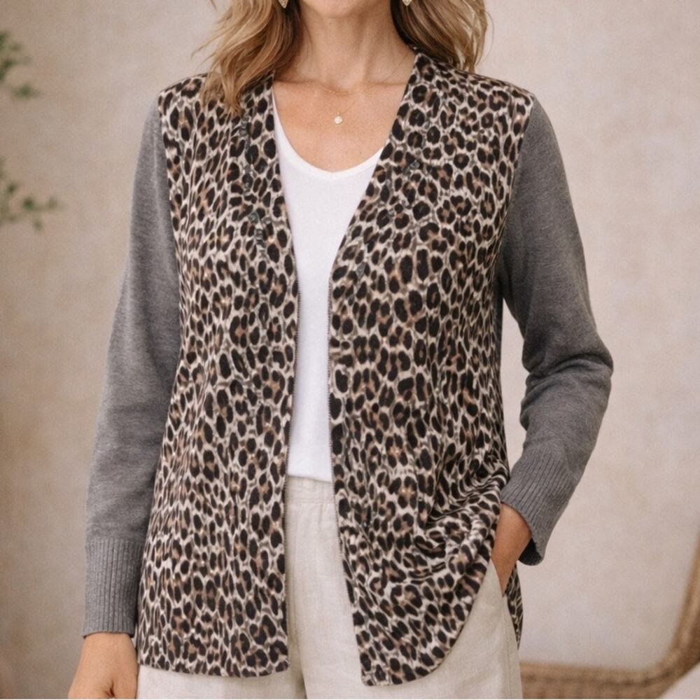 NWT Chicos 3 Embellished Animal Pattern Cardigan XL V Neck Button Up Knit